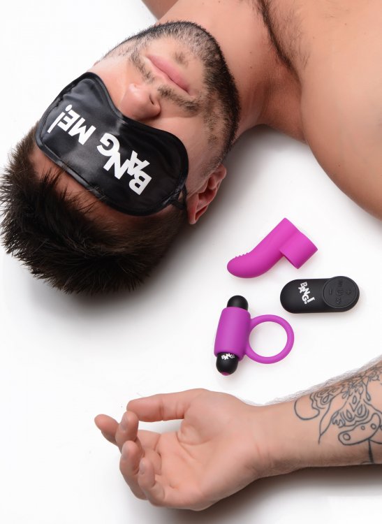 Bang! Couple's Love Ring Finger Vibrator Bullet & Blindfold Kit in Purple