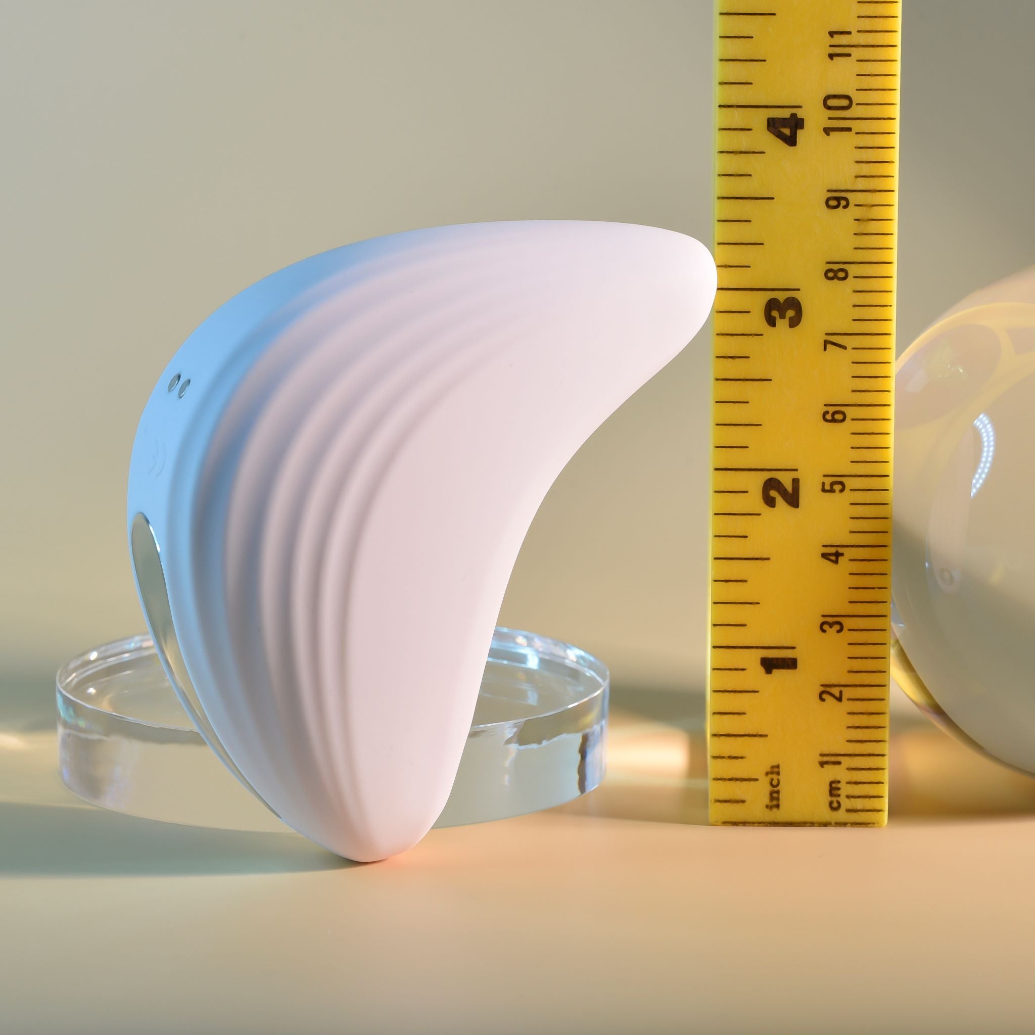 Playboy Pleasure - Palm - Vibrator - Light Pink