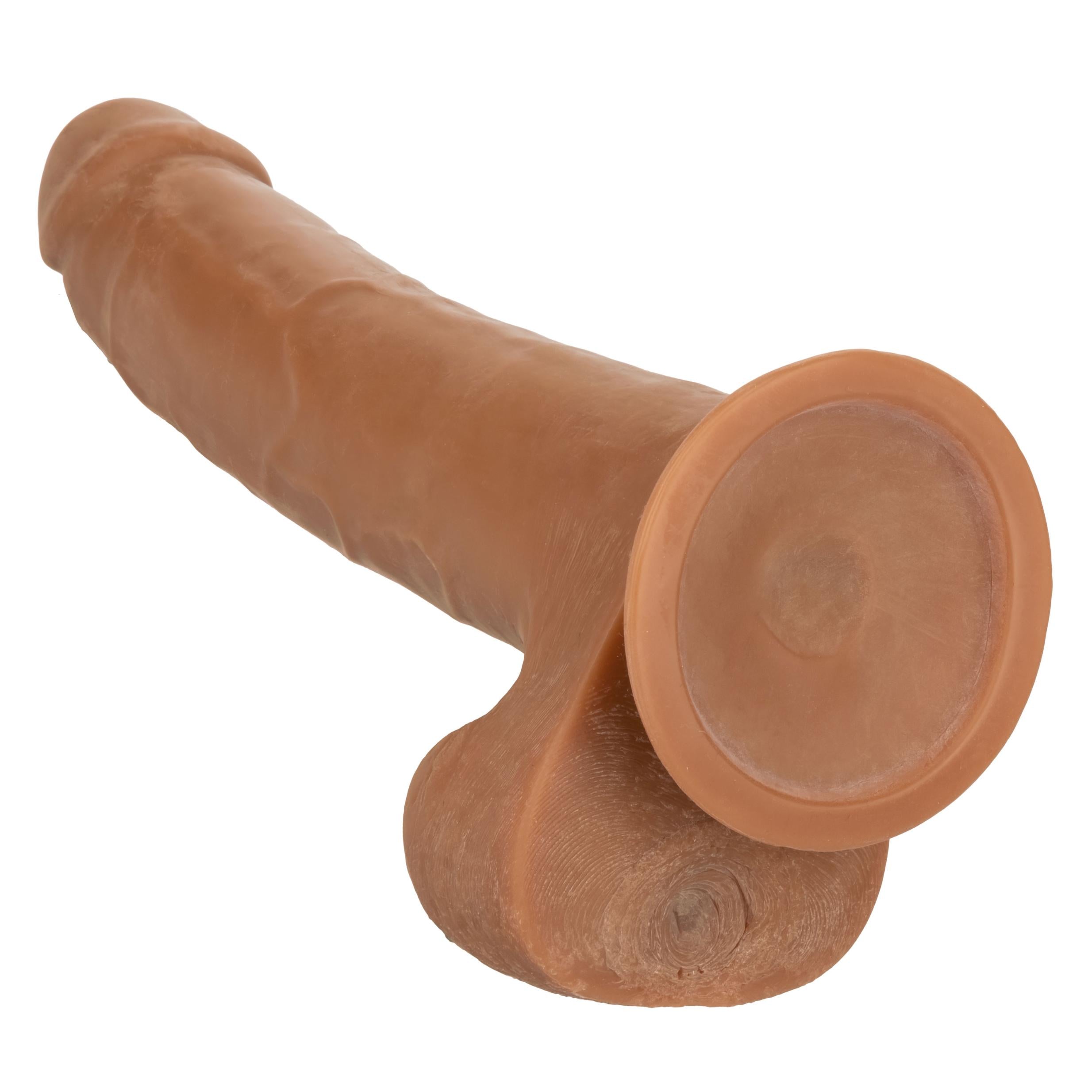 Size Queen 10-inch Realistic Dildo