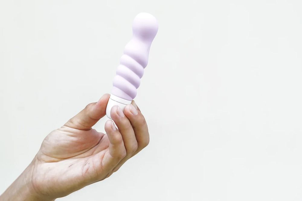 Chloe Silicone G-Spot Vibrator by Maia