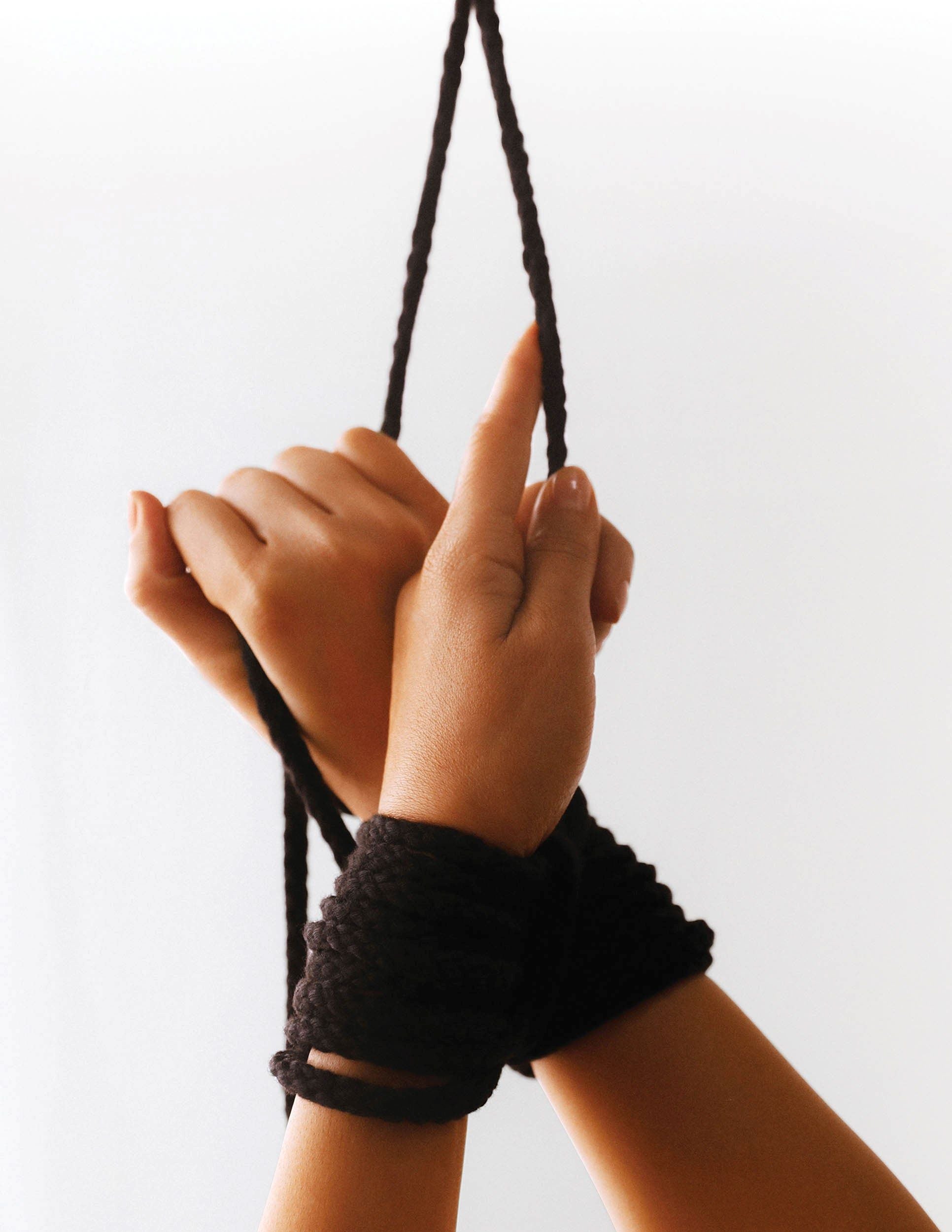 Fetish Fantasy Bondage Rope Black 200 Feet