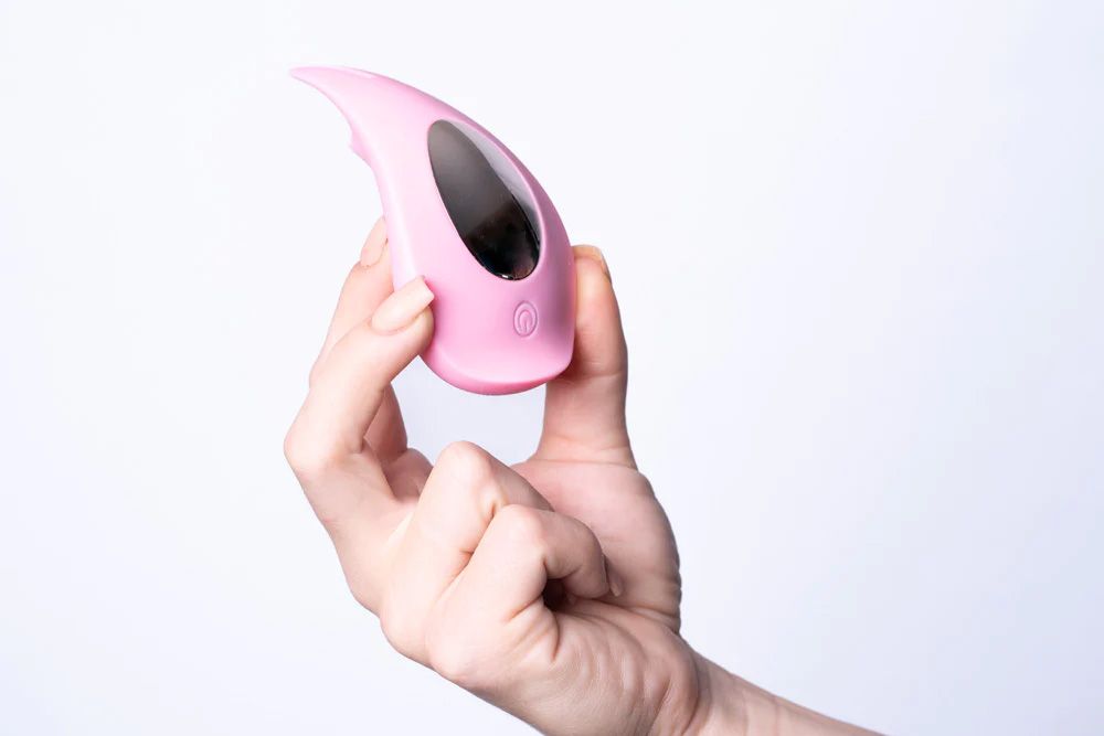 Maia Toys Sera Clitoral Lay-On Vibrator