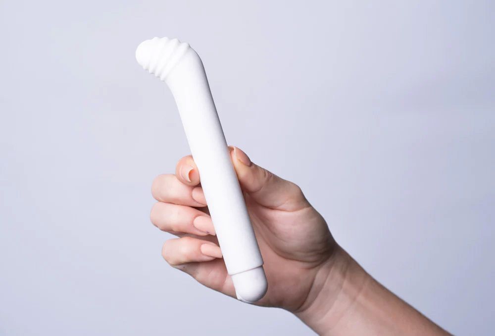 Misty Long Rechargeable Bullet Vibrator - White