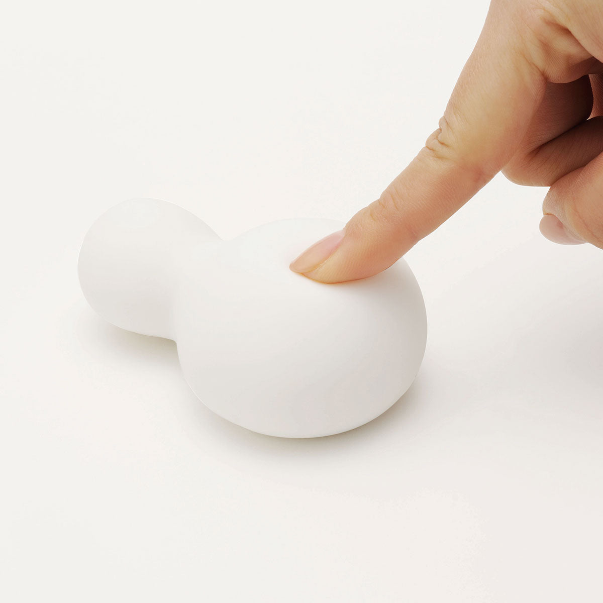 TENGA iroha Yuki - Snowman-shaped clitoral stimulator