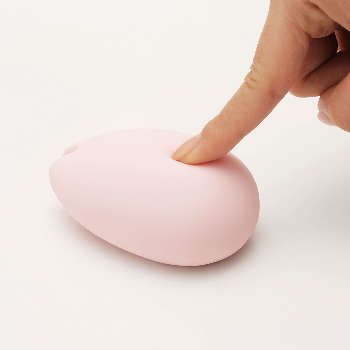 TENGA Sakura: Sensual Clitoral Stimulator for Pleasure