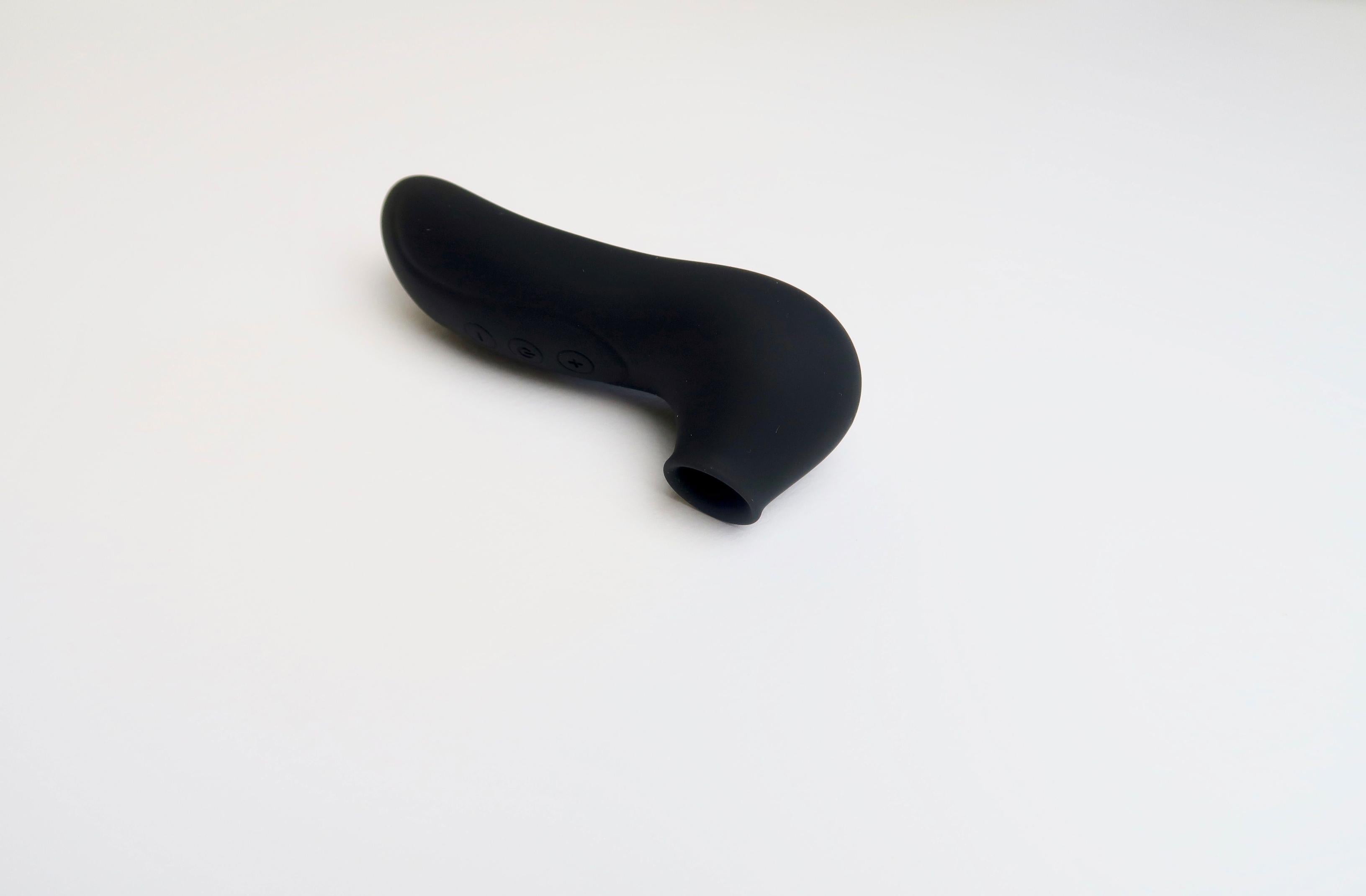 Voodoo Beso Xoxo - Black Clitoral Stimulator